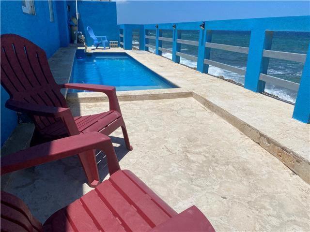 Casita Familiar Con Vista Al Mar Y Piscina Villa อาเรซิโบ ภายนอก รูปภาพ